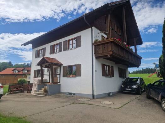 Haus zum Kauf 489.000 € 7 Zimmer 165 m² 998 m² Grundstück Röthenbach Röthenbach (Allgäu) 88167