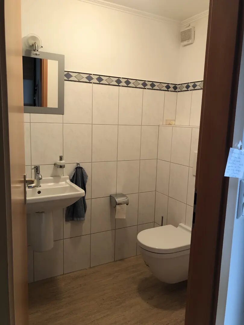 Wohnung zur Miete 700 € 3 Zimmer 131 m²<br/>Wohnfläche ab sofort<br/>Verfügbarkeit Heidenbachswald Niederdielfen Wilnsdorf 57234