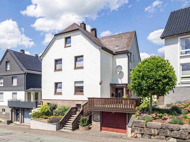 Mehrfamilienhaus zum Kauf 359.000 € 8 Zimmer 201 m² 897 m² Grundstück Ostwig Bestwig 59909