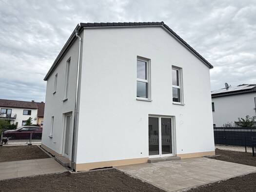 Einfamilienhaus zum Kauf - Erstbezug provisionsfrei 699.500 € 4 Zimmer 125 m² 335 m² Grundstück frei ab sofort Ingolstadt Ingolstadt 85049