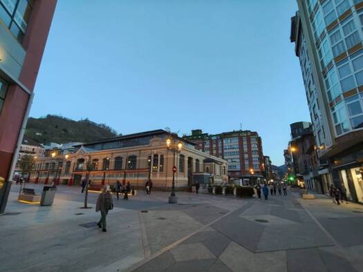 Verkaufsfläche zur Miete 1.000 € 400 m² Verkaufsfläche Mieres 33600