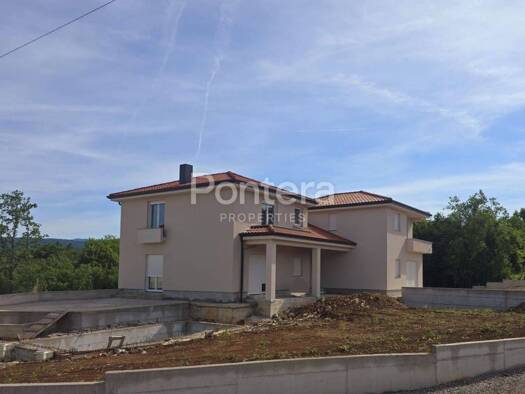 Haus zum Kauf 399.000 € 4 Zimmer 212 m² Mucici, Matulji Matulji