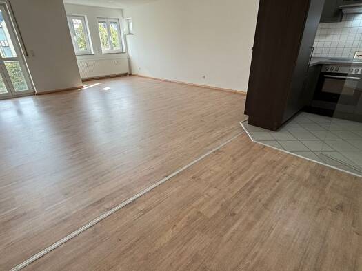 Wohnung zur Miete 285 € 1 Zimmer 48,9 m² 3. Geschoss Weststraße 86 Kaßberg Kaßberg 09116