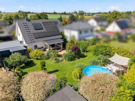 Einfamilienhaus zum Kauf 550.000 € 4 Zimmer 144,7 m² 705 m² Grundstück Neukirchen Neukirchen/Erzgebirge 09221