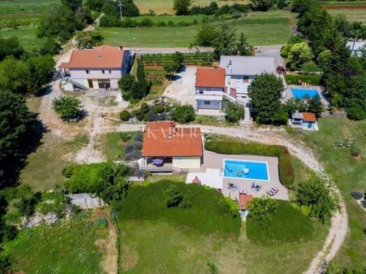 Land-/Forstwirtschaft zum Kauf 1.300.000 € Krizanci, Zminj Zminj