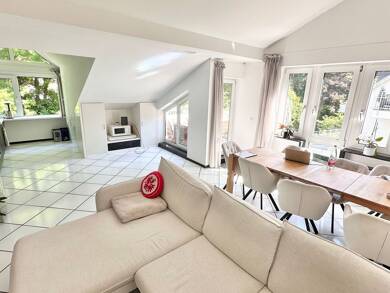 Wohnung zum Kauf 385.000 € 2 Zimmer 73 m² Dachgeschoss, 2. Geschoss Höllbergstraße 0 Eschersheim Frankfurt am Main 60431