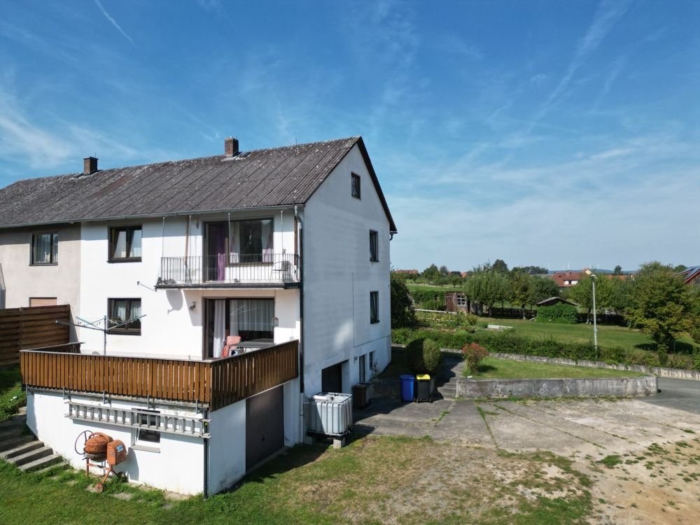 Einfamilienhaus zum Kauf 275.000 € 6 Zimmer 142 m²<br/>Wohnfläche 735 m²<br/>Grundstück Gesees Gesees 95494