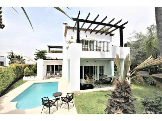 Chalet zur Miete 9.100 € 5 Zimmer 283 m² 283 m² Grundstück Marbella 29602
