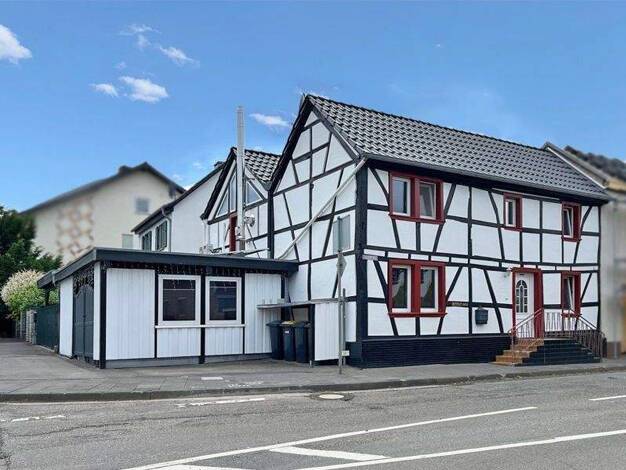 Haus zum Kauf 228.000 € 5 Zimmer 109 m² 115 m² Grundstück Gelsdorf Grafschaft 53501