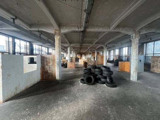 Lagerhalle zur Miete 4 € 2.000 m² Lagerfläche teilbar ab 1.000 m² Paunsdorf Leipzig 04328