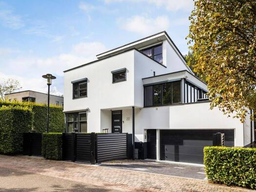 Villa zum Kauf 1.795.000 € 10 Zimmer 393 m² 585 m² Grundstück houttuinen-zuid 22 Apeldoorn 7325 RK