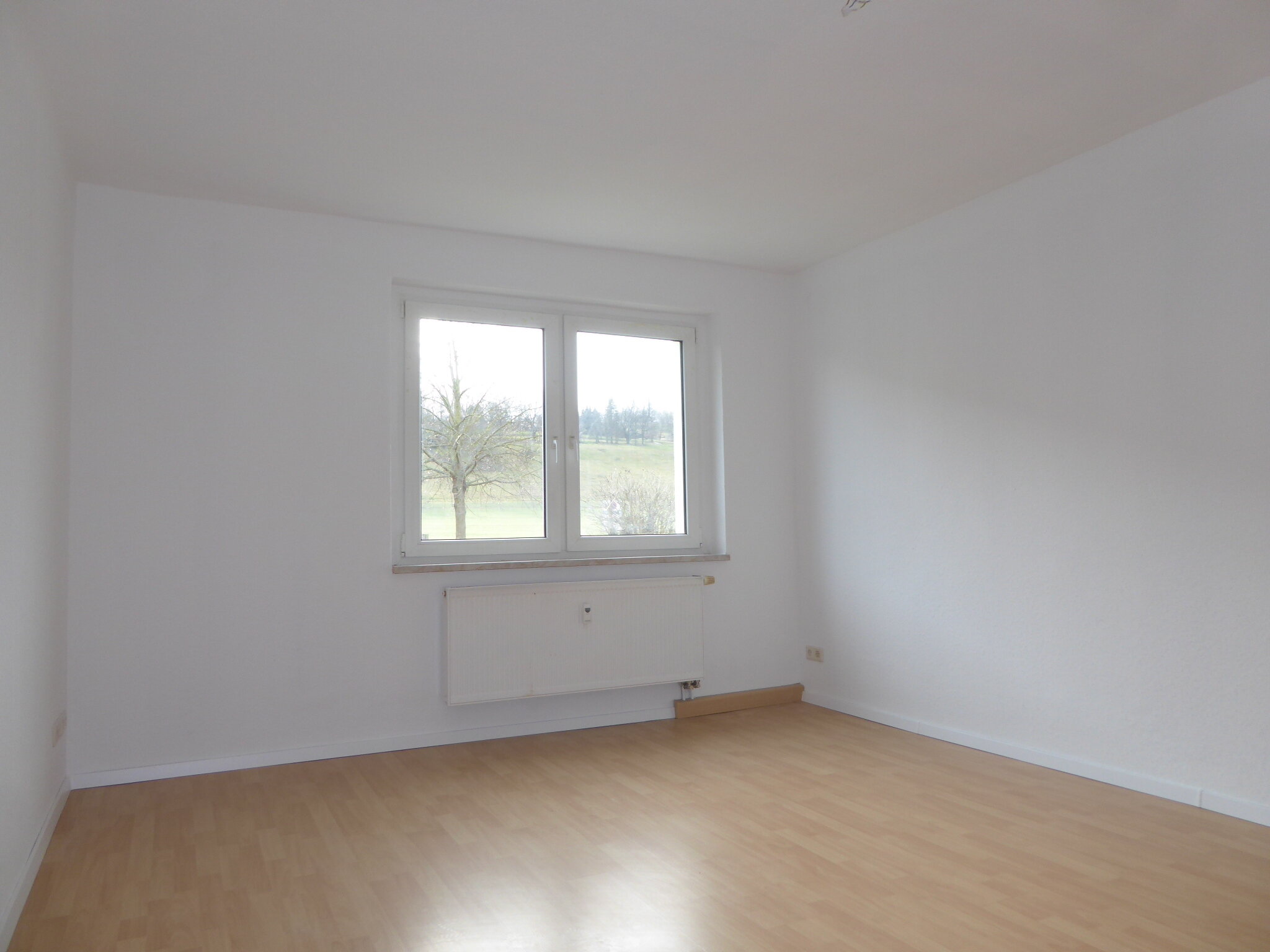 Wohnung zur Miete 390 € 3 Zimmer 58,2 m²<br/>Wohnfläche EG<br/>Geschoss ab sofort<br/>Verfügbarkeit Am Mühlberg Cumbach Rudolstadt 07407