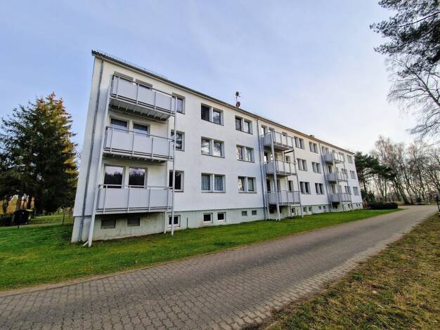 Wohnung zur Miete 315 € 2 Zimmer 44,6 m² 1. Geschoss Kiefernweg 26 Brahlstorf Brahlstorf 19273