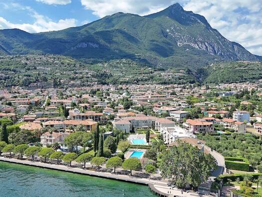 Terrassenwohnung zum Kauf 690.000 € 3 Zimmer 100 m² 2 Geschosse frei ab sofort Viale Ugo Foscolo 134 Toscolano Maderno 25088