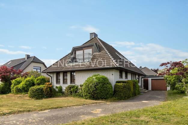 Einfamilienhaus zum Kauf 655.000 € 5,5 Zimmer 200 m² 774 m² Grundstück Barsbüttel Barsbüttel 22885