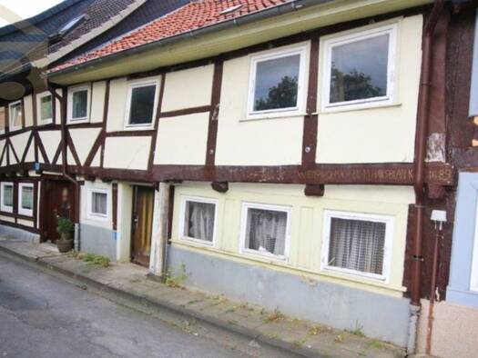Reihenmittelhaus zum Kauf 49.900 € 8 Zimmer 188 m² 183 m² Grundstück Königslutter 38154