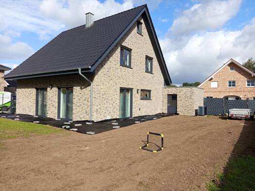 Einfamilienhaus zum Kauf 441.500 € 5 Zimmer 127 m² 752 m² Grundstück Lengerich 49838