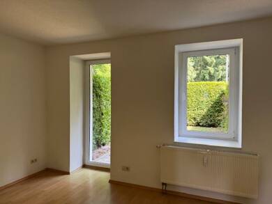 Wohnung zur Miete 217 € 1 Zimmer 36,8 m² frei ab sofort Waldheim Waldheim 04736
