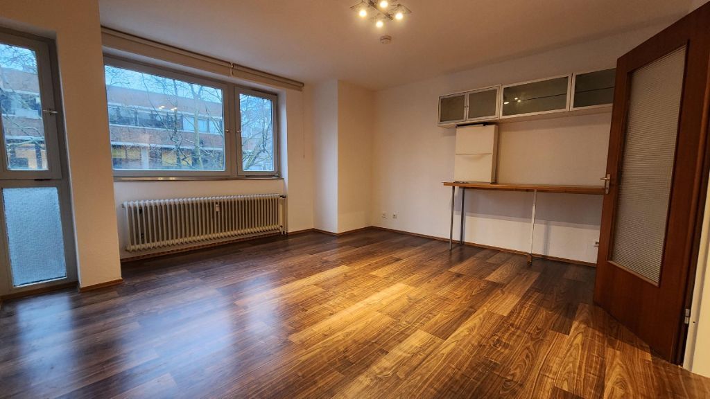 Wohnung zur Miete 350 € 1 Zimmer 25 m²<br/>Wohnfläche ab sofort<br/>Verfügbarkeit Annuntiatenbach 3 Markt Aachen 52062