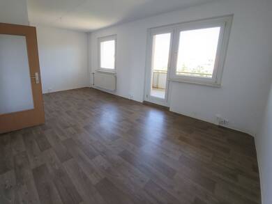 Wohnung zur Miete 321 € 3 Zimmer 57,3 m² Geschoss 4/5 frei ab 01.08.2025 Gottfried-Benn-Straße 11 Frankfurt Frankfurt (Oder) 15232