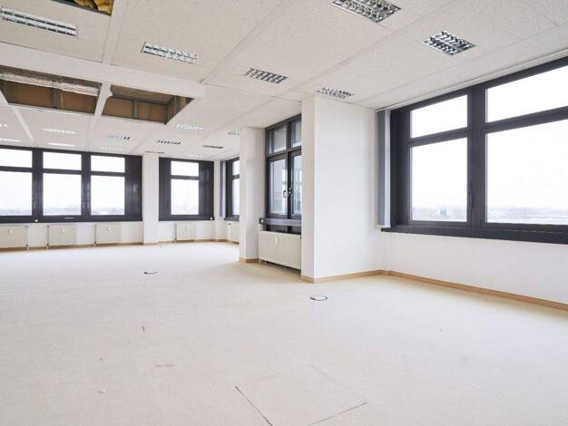 Bürofläche zur Miete provisionsfrei 870 € 217 m² Bürofläche Fuggerstraße Uedesheim Neuss 41468