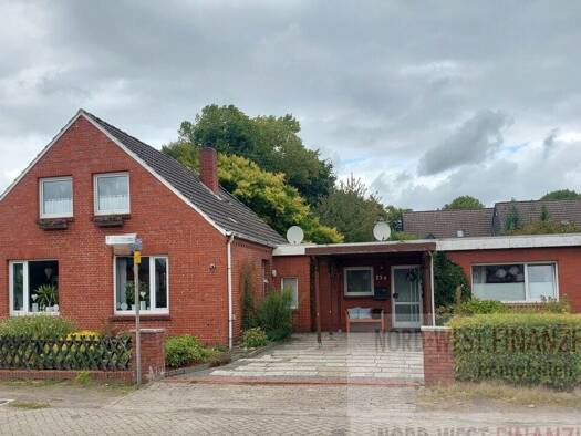 Mehrfamilienhaus zum Kauf 299.000 € 6 Zimmer 185 m² 1.000 m² Grundstück Heisfelde Leer (Ostfriesland) / Heisfelde 26789