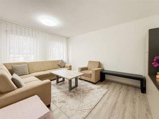 Wohnung zur Miete 1.050 € 3 Zimmer 70,3 m² 3. Geschoss frei ab sofort Barbaraviertel Neuss 41460