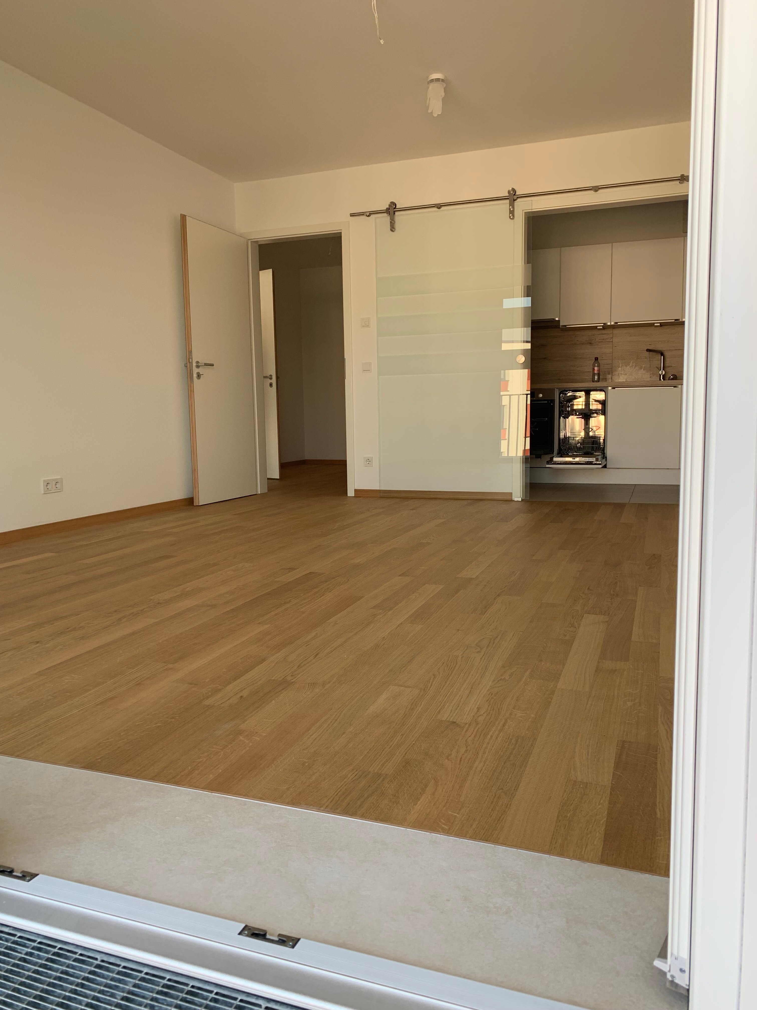 Wohnung zur Miete 1.020 € 2 Zimmer 69,2 m²<br/>Wohnfläche 3.<br/>Geschoss Landshuter Straße 25 Bahnhofsviertel Regensburg 93047