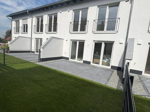 Reihenmittelhaus zum Kauf - Erstbezug provisionsfrei 599.000 € 5 Zimmer 127,5 m² 213,5 m² Grundstück Hauptstraße 19b Viecht Eching 84174