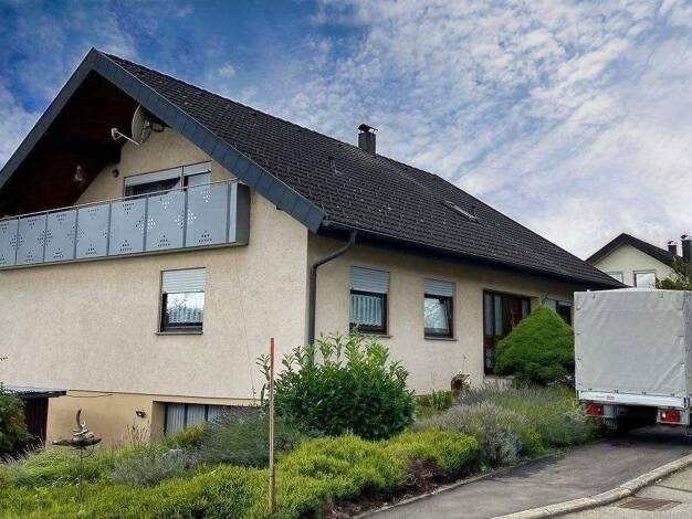 Einfamilienhaus zum Kauf 369.000 € 7 Zimmer 185 m² 703 m² Grundstück Mahlstetten 78601
