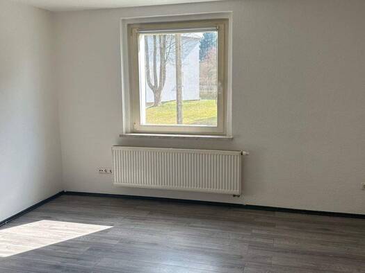 Wohnung zur Miete 266 € 2 Zimmer 53,2 m² 1. Geschoss Robert-Blum-Straße 1 Netzschkau Netzschkau 08491
