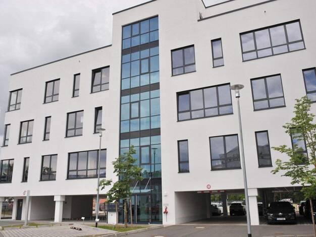Bürofläche zur Miete - Erstbezug provisionsfrei 11,90 € 7 Zimmer 300 m² Bürofläche Thurn-und-Taxis-Straße Schafhof Nordöstliche Außenstadt 90411