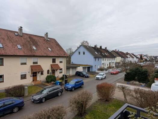 Wohnung zur Miete 1.100 € 3 Zimmer 95 m² Geschoss 1/2 frei ab sofort Unteranger 4 Großinzemoos Röhrmoos 85244