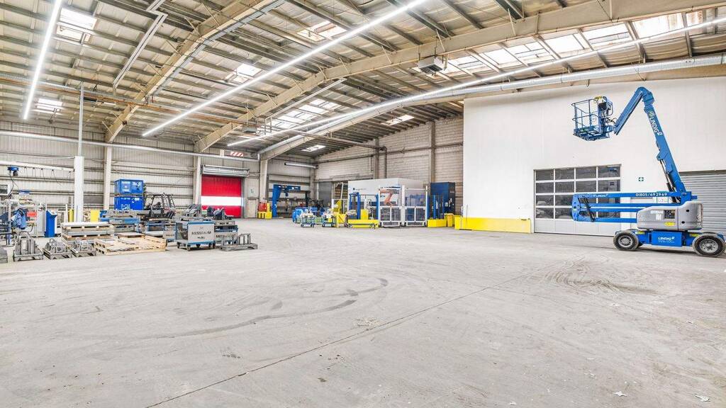 Lagerhalle zur Miete 5.200 m² Lagerfläche teilbar von 5.200 m² bis 5.200 m² Waldau Kassel 34123