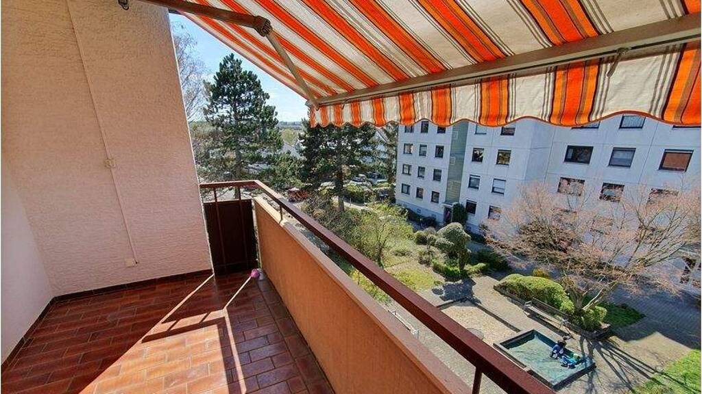 Wohnung zum Kauf 275.000 € 3,5 Zimmer 90 m² Geschoss 3/3 frei ab sofort Maybachstraße 16 Markgröningen 71706