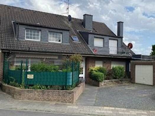 Maisonette zur Miete 1.050 € 4 Zimmer 93 m² Geschoss 1/2 frei ab 30.04.2026 Glessen Bergheim 50129