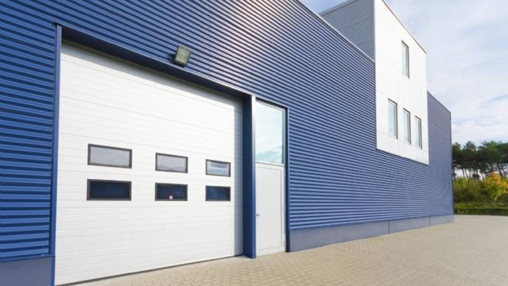 Produktionshalle zum Kauf 3.950.000 € 2.900 m² Lagerfläche Oos Baden-Baden 76532