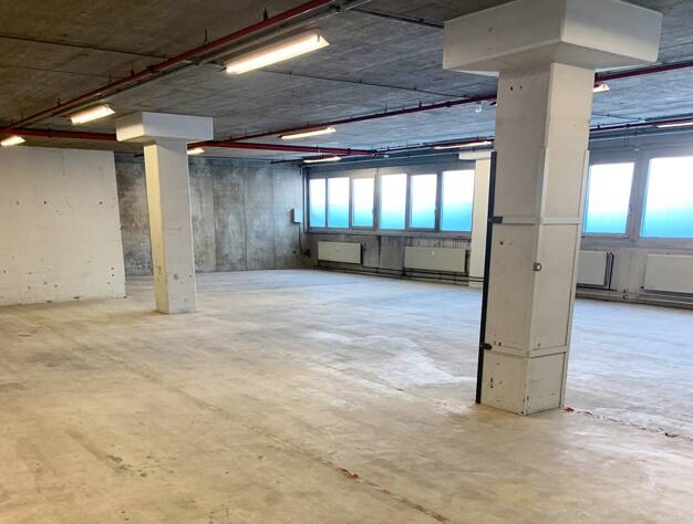 Lagerhalle zur Miete 6,30 € 242,4 m² Lagerfläche Stuttgarter Straße 106 Fellbach - Kernstadt Fellbach 70736