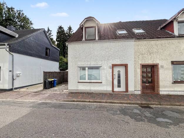 Doppelhaushälfte zum Kauf 129.000 € 4 Zimmer 83,1 m² 116 m² Grundstück Mitte Delmenhorst 27753