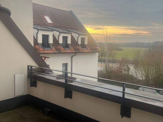 Wohnung zur Miete 1.390 € 3 Zimmer 100,9 m² 2. Geschoss frei ab sofort Fürther Straße 12b Bruck Erlangen 91058