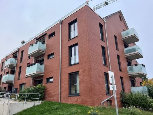 Wohnung zur Miete 1.265 € 3 Zimmer 93,7 m² 2. Geschoss frei ab 01.10.2026 Schwaaner Landstr. Südstadt Mitte 18059