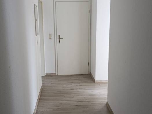 Wohnung zur Miete 600 € 3 Zimmer 100 m² 1. Geschoss Eisfelder Straße 34b Neustadt Neustadt b.Coburg 96465