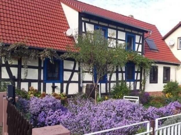 Haus zum Kauf 299.000 € 5 Zimmer 140 m² 390 m² Grundstück Hauptstraße 67 Winden 76872