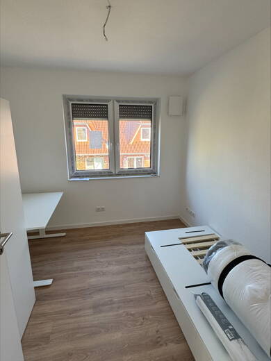 WG-Zimmer zur Miete Wohnen auf Zeit 450 € 9,6 m² 1. Geschoss frei ab sofort Dietrichsweg 51a Bürgerfelde Oldenburg 26127