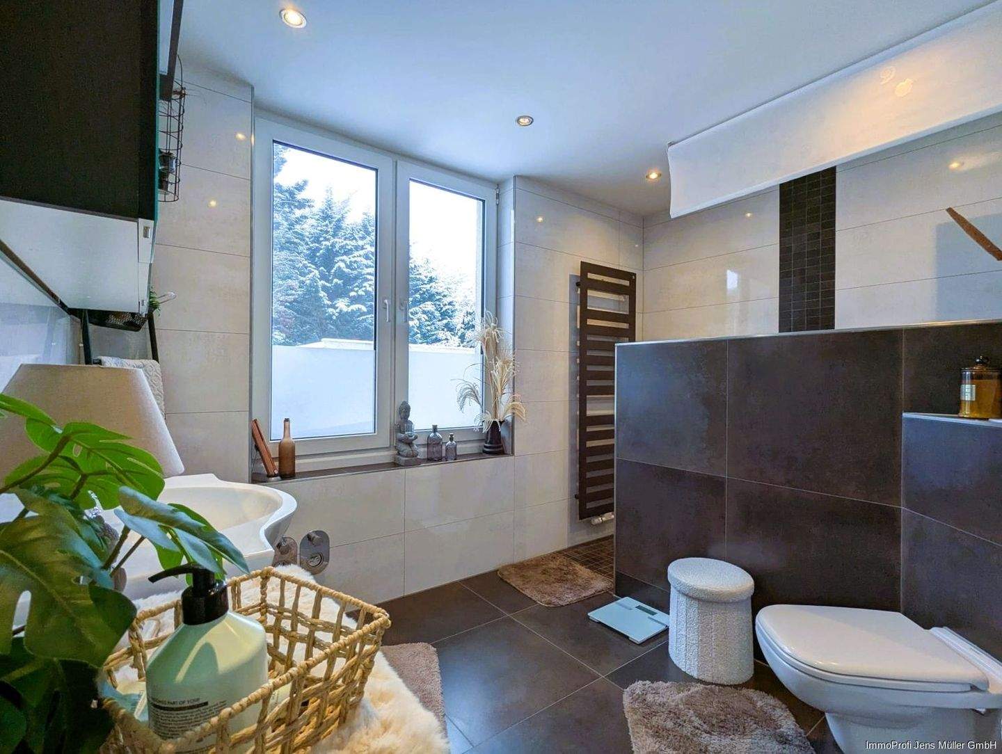 Immobilie in Hamm - Provisionsfrei für Käufer: Mehrfamilienhaus als Anlageobjekt in gefragter Lage von Hamm Süden - Bild 2