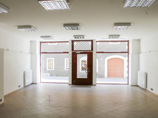 Verkaufsfläche zur Miete provisionsfrei 699 € 3 Zimmer 114 m² Verkaufsfläche Meißen 01662