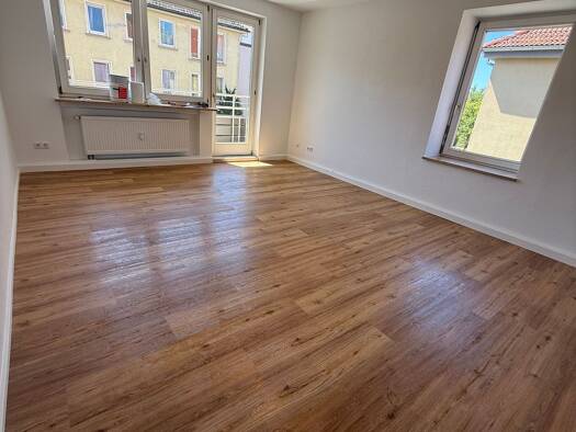 Wohnung zur Miete 1.180 € 3 Zimmer 87 m² Geschoss 2/5 frei ab sofort Sieboldstraße 1 a Sanderau Würzburg 97072