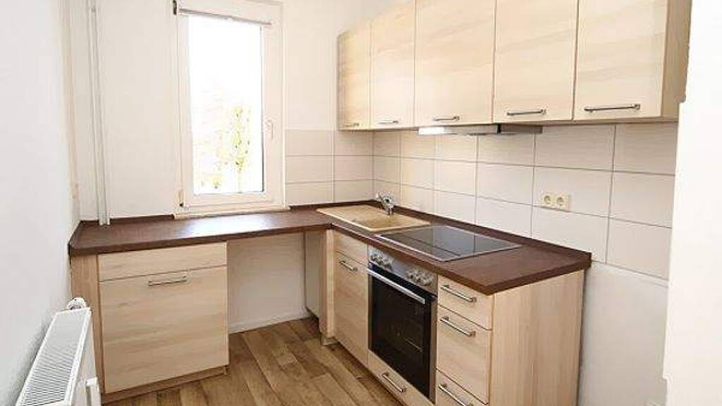 Studio zur Miete 230 € 1 Zimmer 34,8 m² 1. Geschoss frei ab sofort Lehbreite 73 Helbra 06311