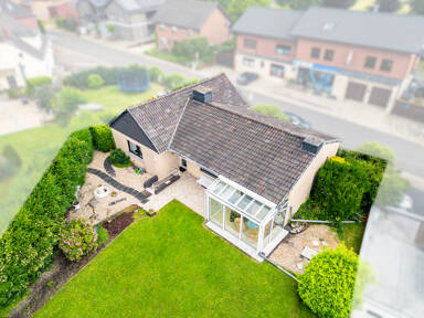 Bungalow zum Kauf 296.000 € 3 Zimmer 106 m² 950 m² Grundstück Gützenrath Niederkrüchten 41372
