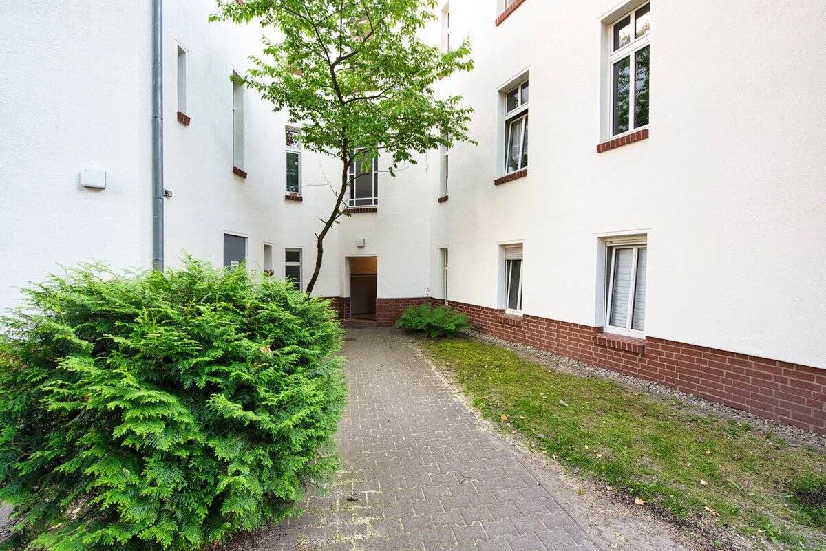 Property thumbnail 11